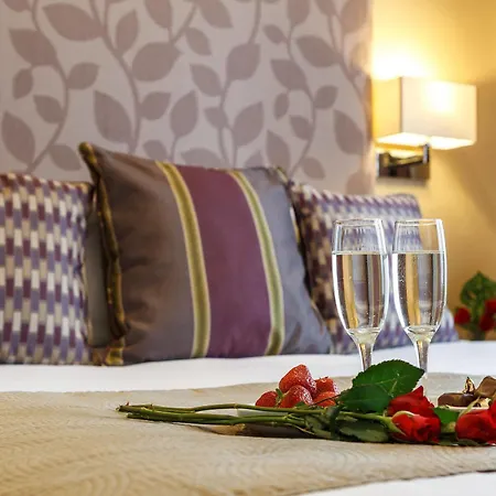 Гостевой дом Kingfisher Townhouse 3*