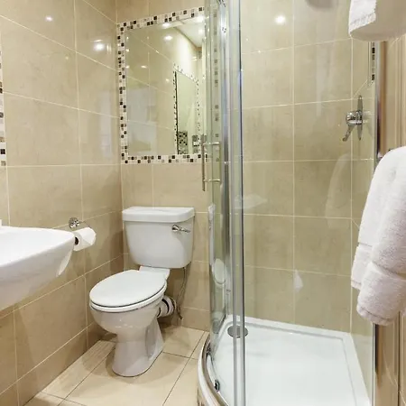 Penzion Kingfisher Townhouse 3*