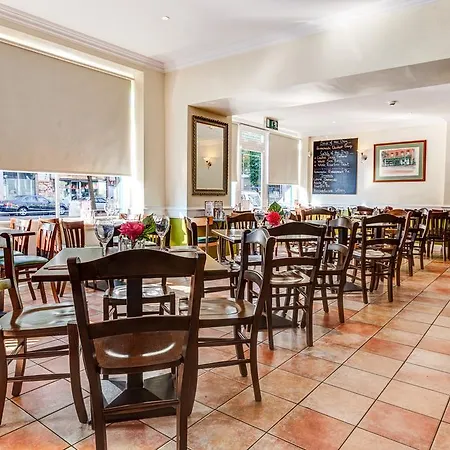 Kingfisher Townhouse