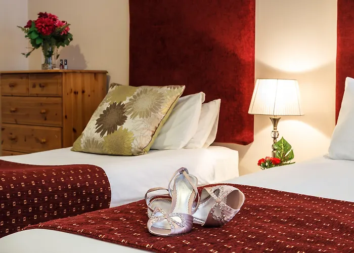 Kingfisher Townhouse Konukevi 3*