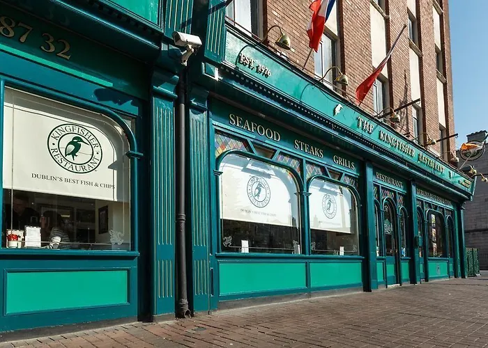 게스트하우스 Kingfisher Townhouse 3*