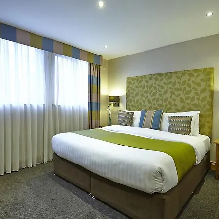 Πανσιόν Kingfisher Townhouse 3*